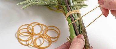 small rubber bands to tie flowers small rubber bands to tie flowers